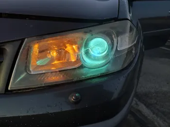 FAR XENON STANGA RENAULT MEGANE 2, EURO 3, 2006,1.9 DIESEL, 88 KW, 120 CP, COD MOTOR F9Q-B8