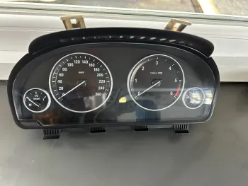 Ceasuri bord BMW X3 F25 volan stanga Europa, 9339895