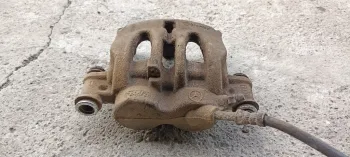 Etrier stanga fata Volkswagen Crafter axa dubla