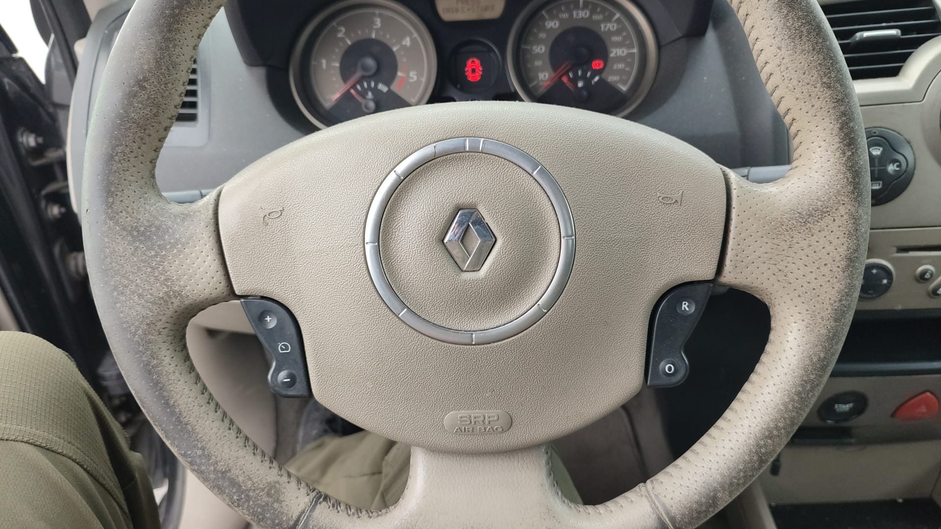 AIRBAG VOLAN RENAULT MEGANE 2, EURO 3, 2006,1.9 DIESEL, 88 KW, 120 CP, COD MOTOR F9Q-B8