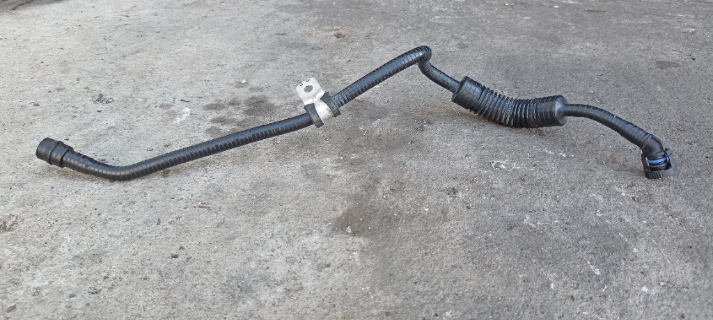 Furtun vacuum BMW Seria 4 F82 M2, F83 M4, 8602280