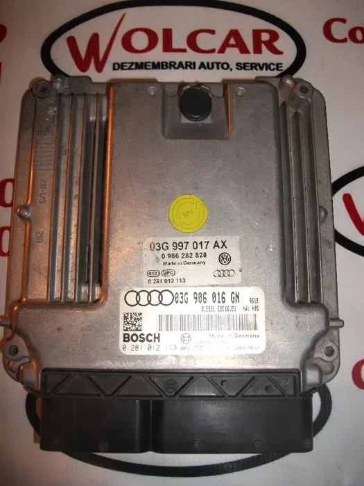 Calculator Motor ECU Audi A4 B7 BLB cod 03G906016GN, 028101211