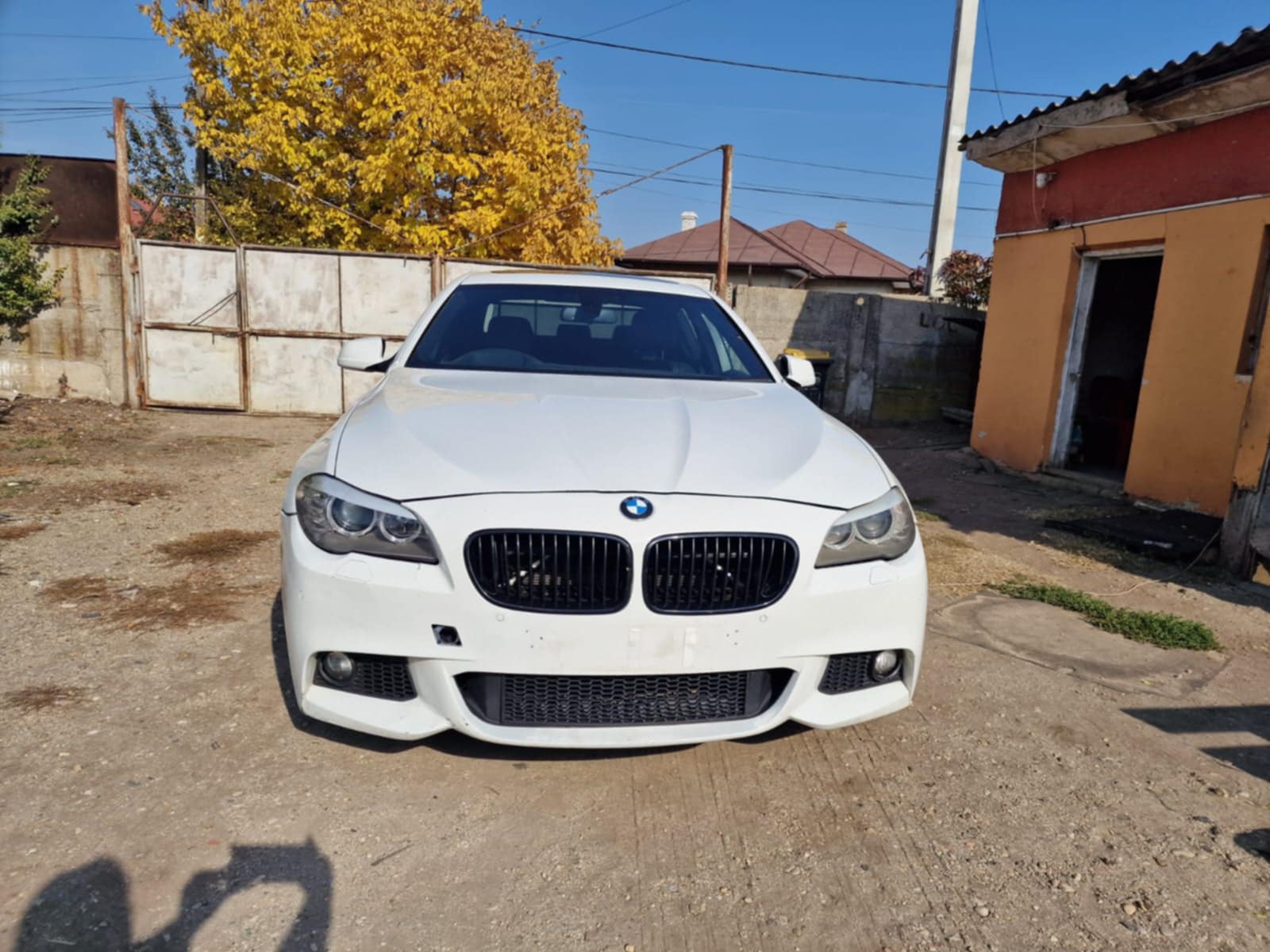 Bara fata M pachet BMW F10 2011