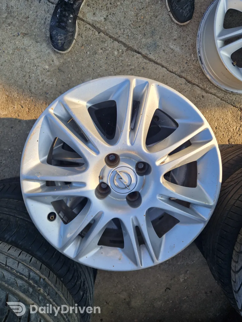 Jante aliaj Opel Corsa D 