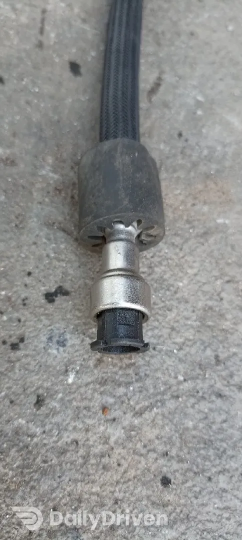 Conducta combustibil BMW Seria 2 F22 F23 F87 M2, 7629640