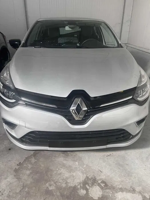 Bot Complet / Fata completa Renault Clio 4
