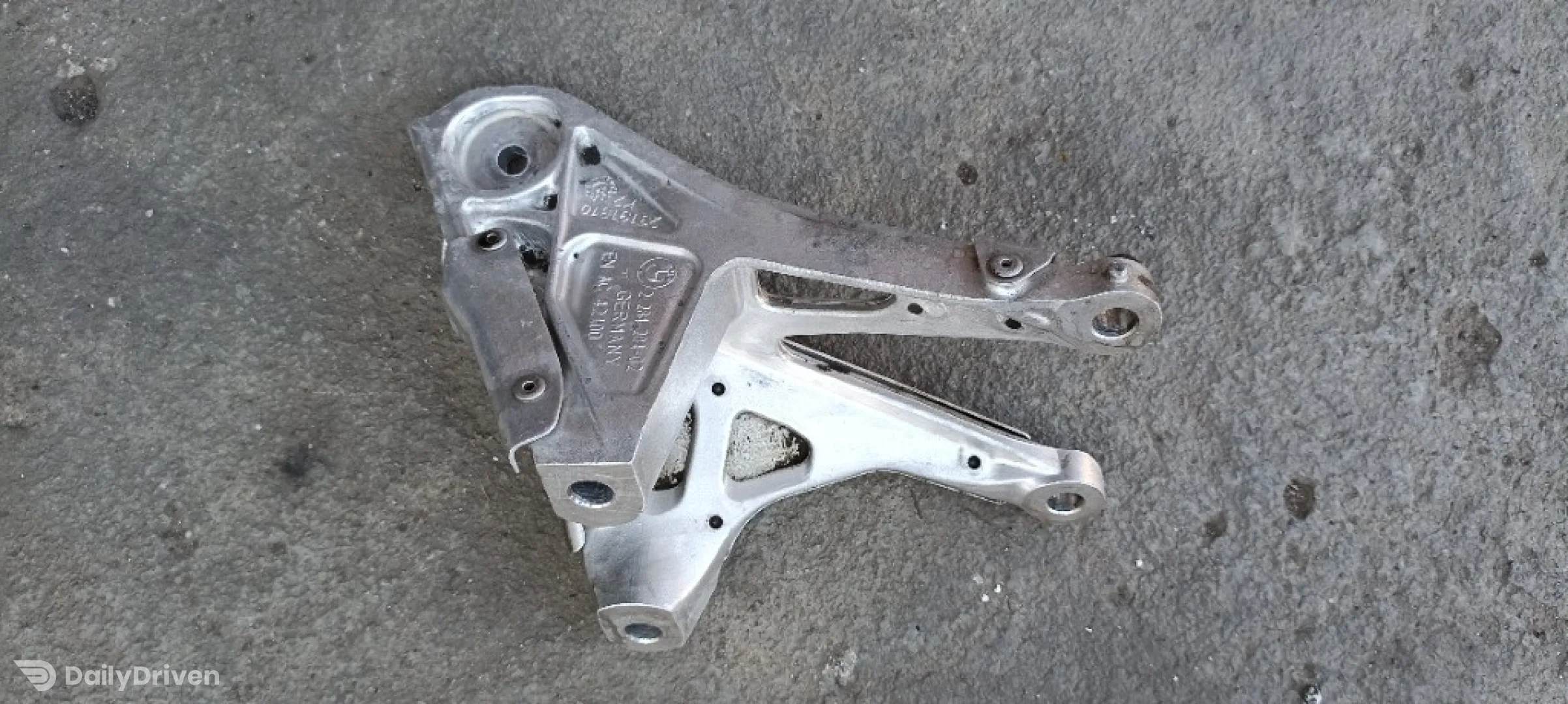 Suport motor dreapta BMW Seria 3 F80 M3, suport motor 2284204, 23191310