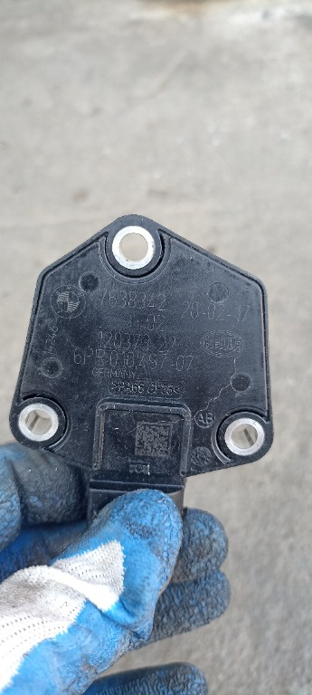 Senzor nivel ulei BMW Seria 6 G32 GT 640ix B58, sonda nivel ulei 7638342