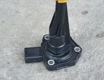 Senzor nivel ulei BMW Seria 4 F83 M4 LCI, S55, sonda nivel ulei 7638342