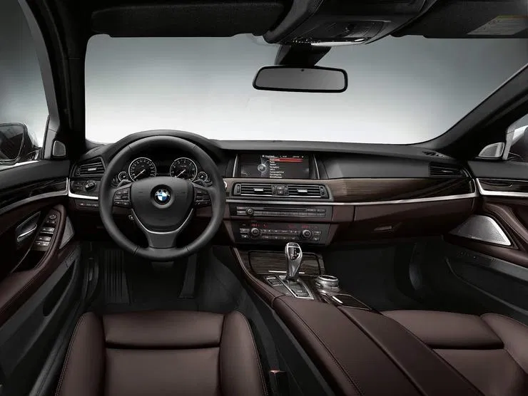 Kit conversie bmw seria 5 f10 volan dreapta->stânga crem/negru