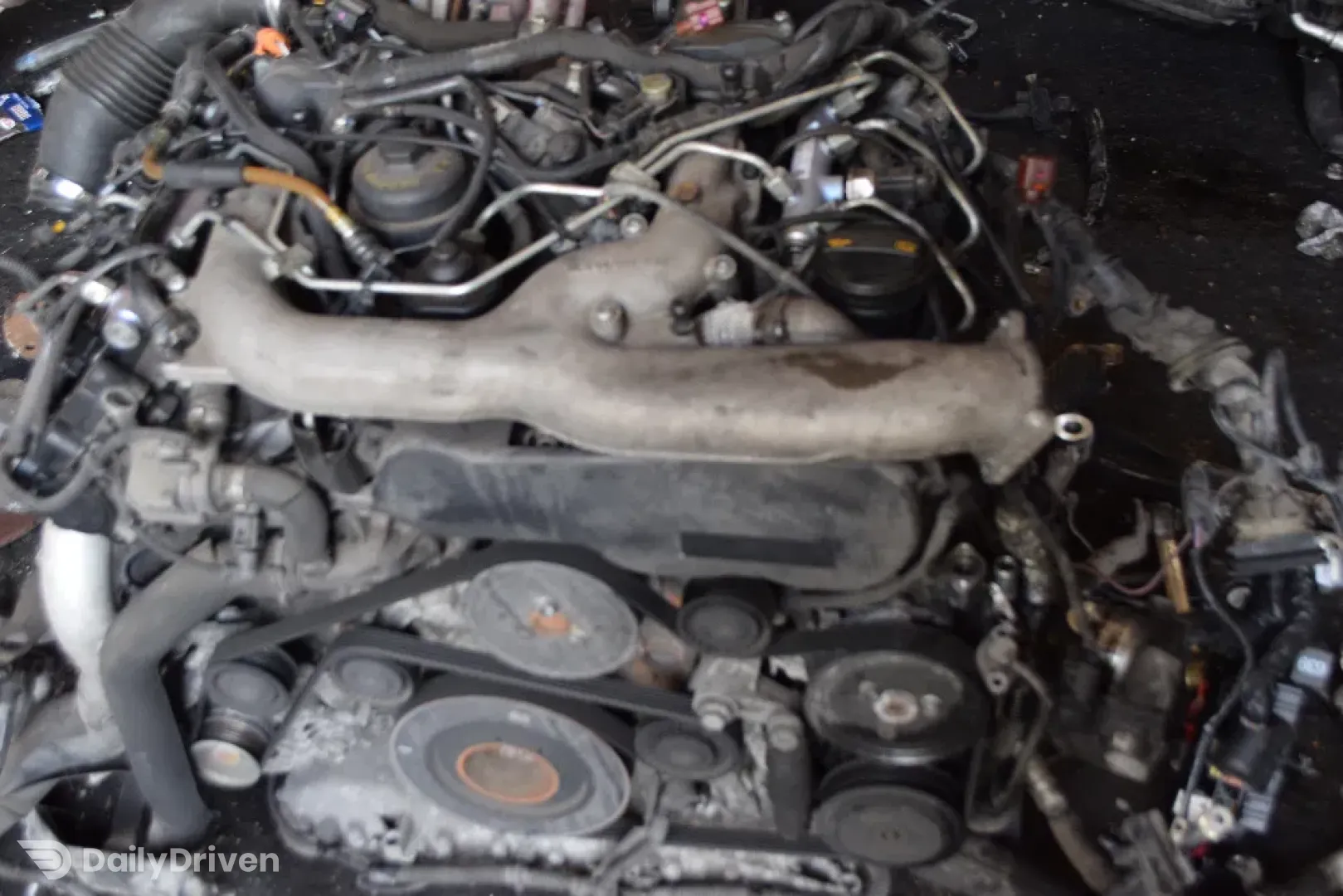 Motor Audi A4 2010 3.0 tdi tip CCW