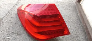 Stop stanga aripa BMW Seria 7 F01 F02 F03 F04, stop stanga aripa 7182197