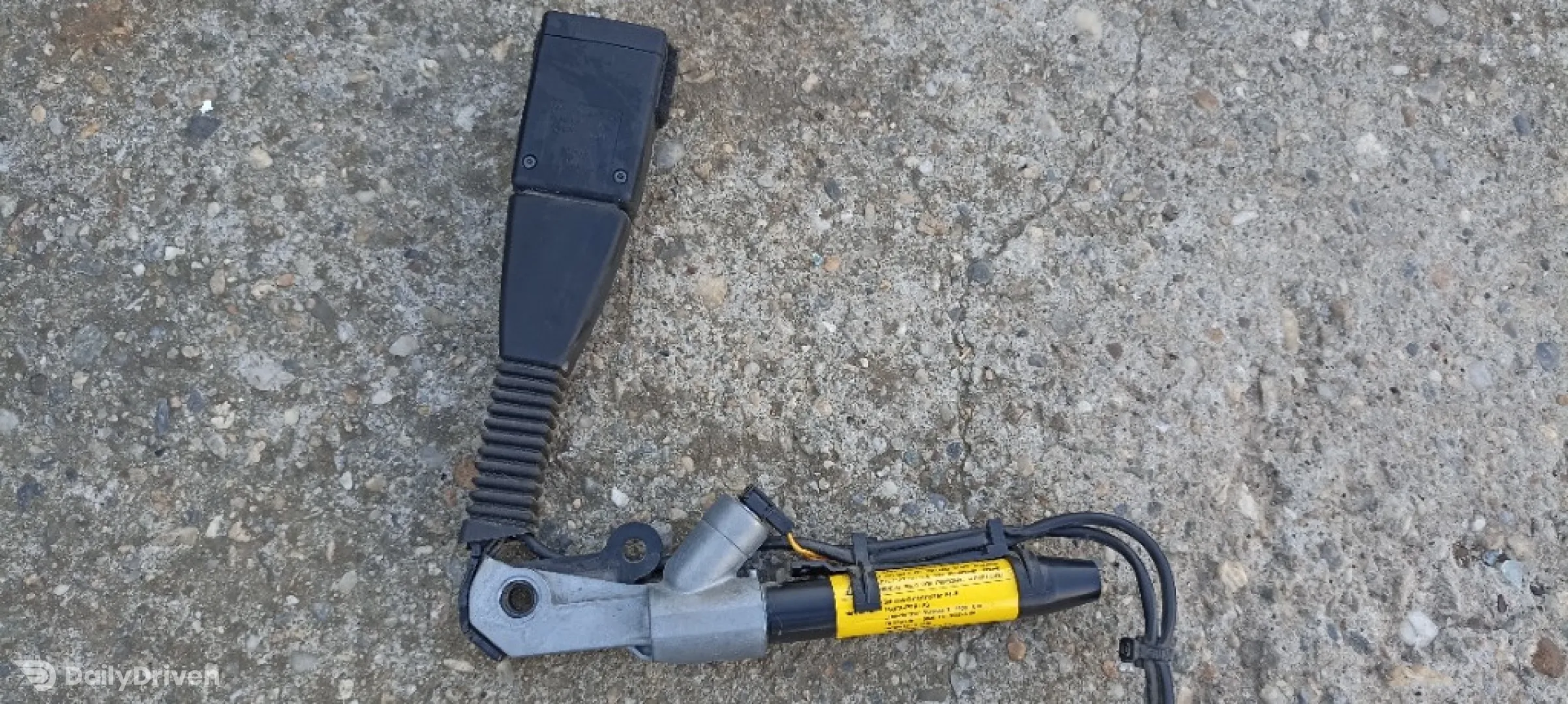 Pretensioner centura dreapta fata BMW X4, F26, 2013-2018, 7256646