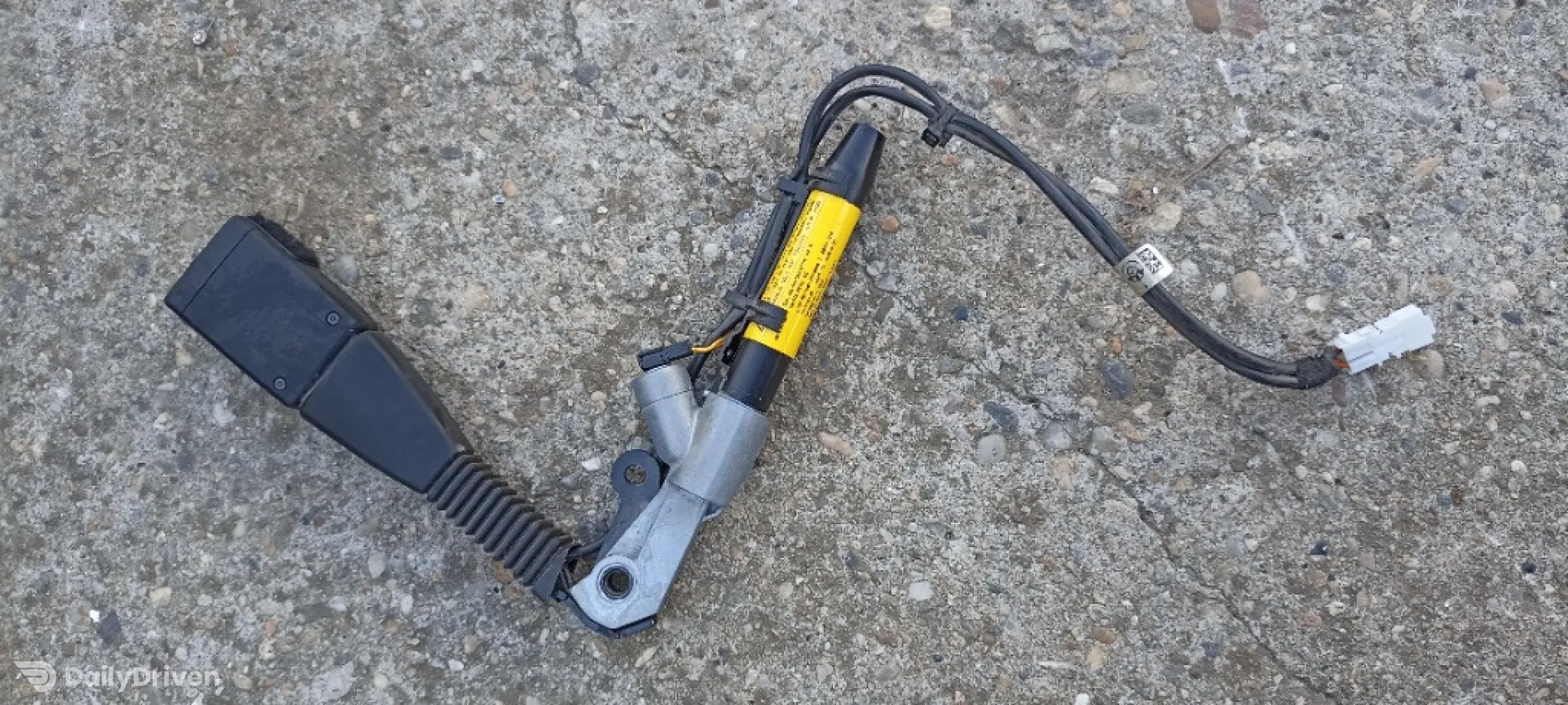 Pretensioner centura dreapta fata BMW X4, F26, 2013-2018, 7256646