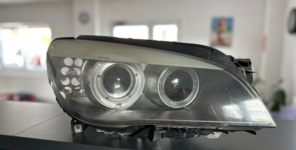 Far dreapta bi-xenon BMW Seria 7 F01, far dreapta bi-xenon 7182140