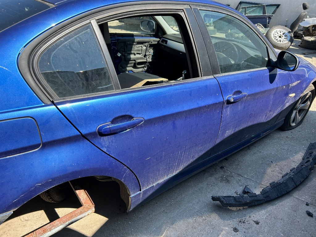 Usa fata spate stanga dreapta BMW Seria 3 E90, usi BMW Seria 3 E90