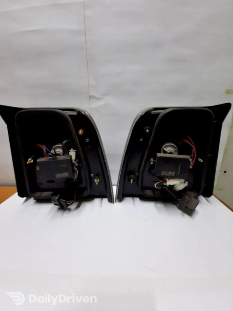 Lampă spate - Parte montare: SET, Varianta: Sedan - Volkswagen Passat B5 [1996 - 2000] Sedan 4-doors
