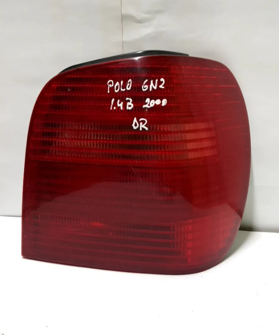 Lampă spate - Parte montare: Dreapta, Varianta: Hatchback - Volkswagen Polo 3 generation [restyling] [2000 - 2002] Hatchback 5-doors