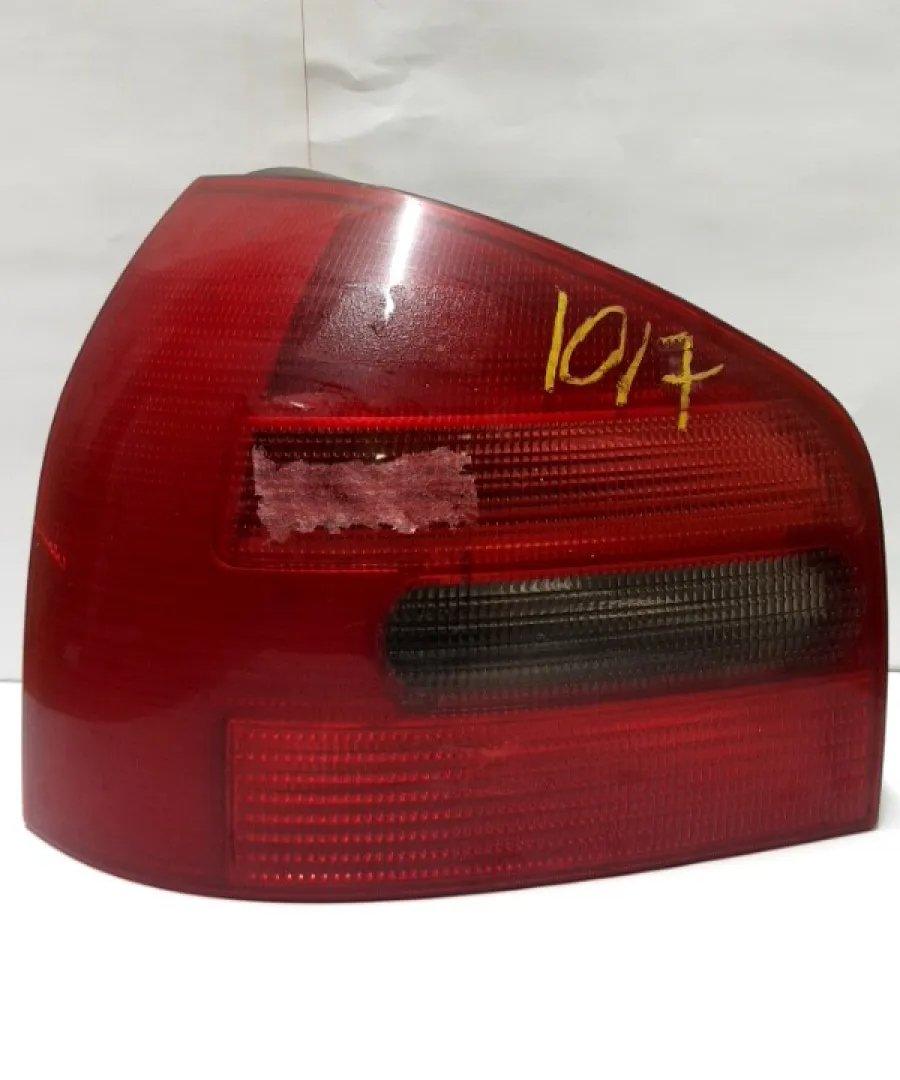 Lampă spate - Parte montare: Stânga, Varianta: Hatchback - Audi A3 8L [1996 - 2000] Hatchback 5 doors