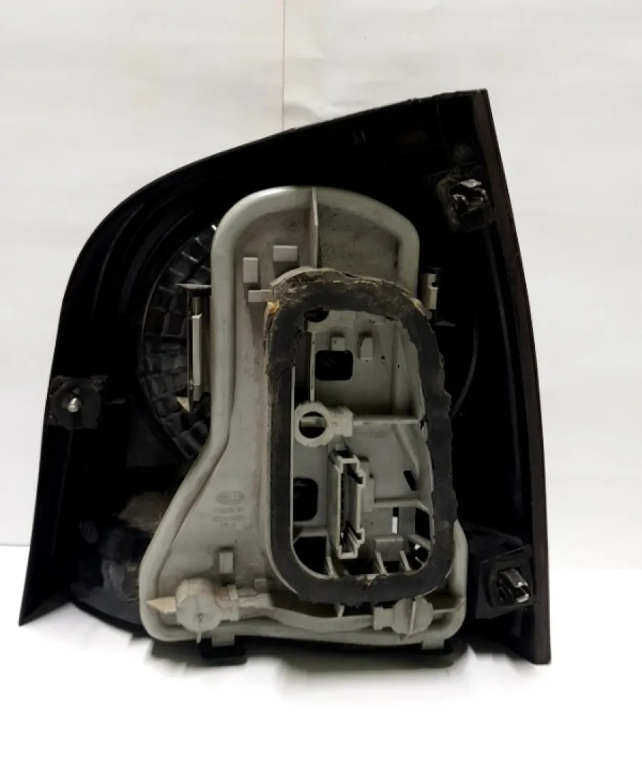 Lampă spate - Parte montare: Stânga, Varianta: Hatchback - Volkswagen Polo 4 generation [restyling] [2005 - 2009] Hatchback 5-doors
