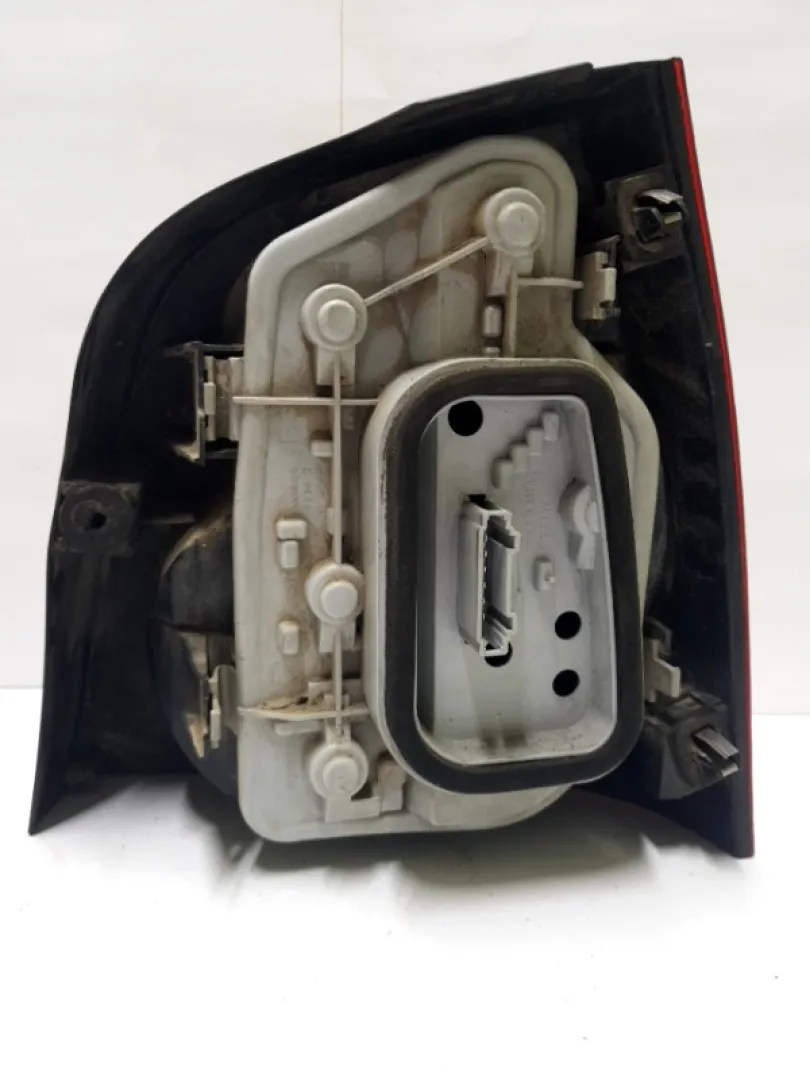 Lampă spate - Parte montare: Stânga, Varianta: Hatchback - Volkswagen Polo 4 generation [2001 - 2005] Hatchback 5-doors
