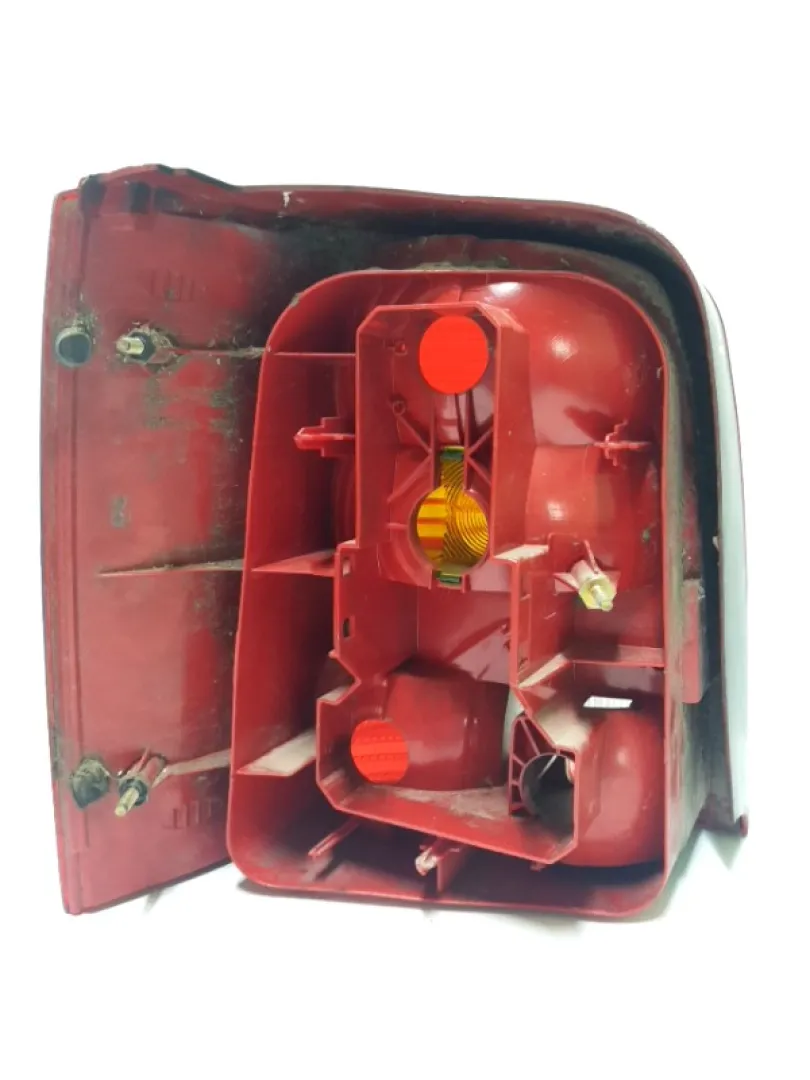 Lampă spate - Parte montare: Dreapta, Varianta: Kombi - Volkswagen Passat B5 [1996 - 2000] wagon