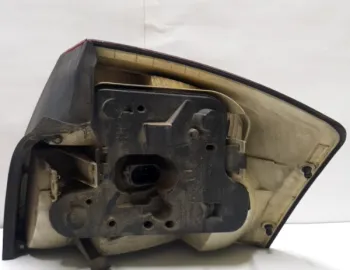 Lampă spate - Parte montare: Stânga, Varianta: Sedan - Audi A4 B6 [2000 - 2005] Sedan