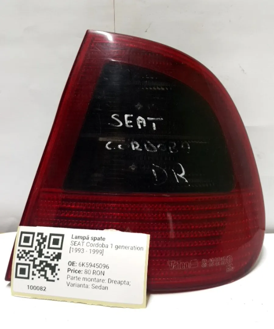 Lampă spate - Parte montare: Dreapta, Varianta: Sedan - SEAT Cordoba 1 generation [1993 - 1999] Sedan