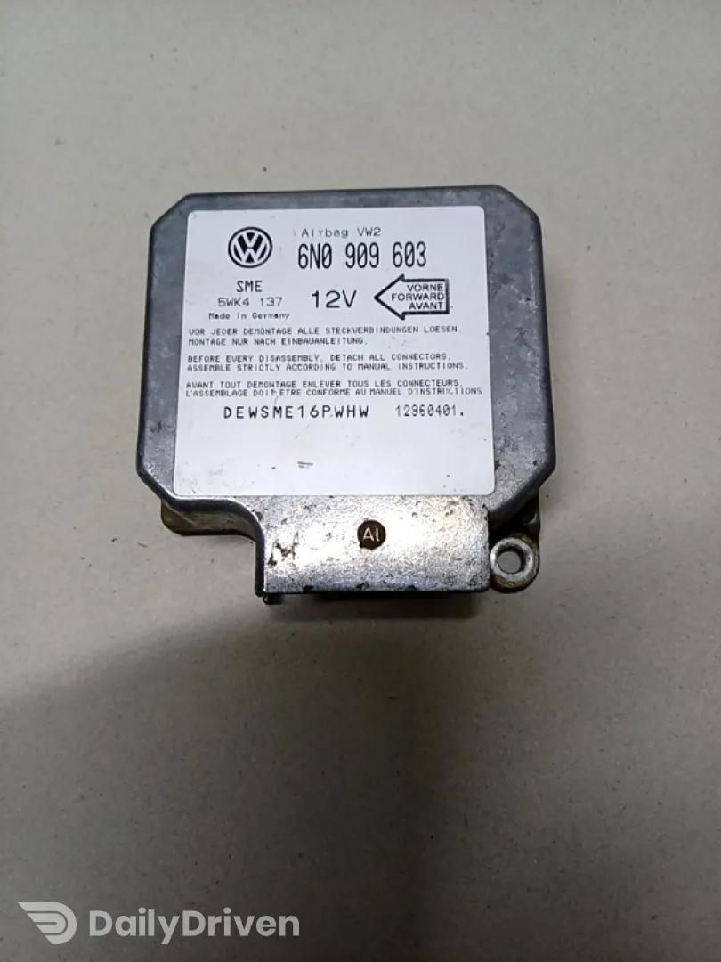 Modul airbag - Volkswagen Polo 3 generation [1994 - 2001] Hatchback 5-doors 1.0 MT (50 hp)