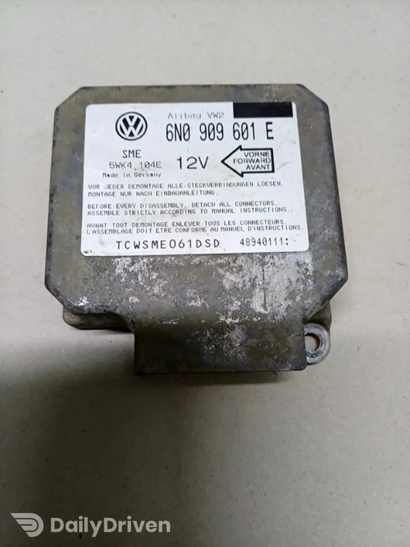 Modul airbag - Volkswagen Polo 3 generation [1994 - 2001] Hatchback 5-doors 1.4 MT (60 hp)