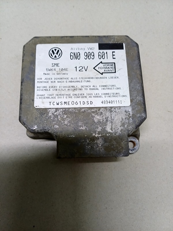 Modul airbag - Volkswagen Polo 3 generation [1994 - 2001] Hatchback 5-doors 1.4 MT (60 hp)