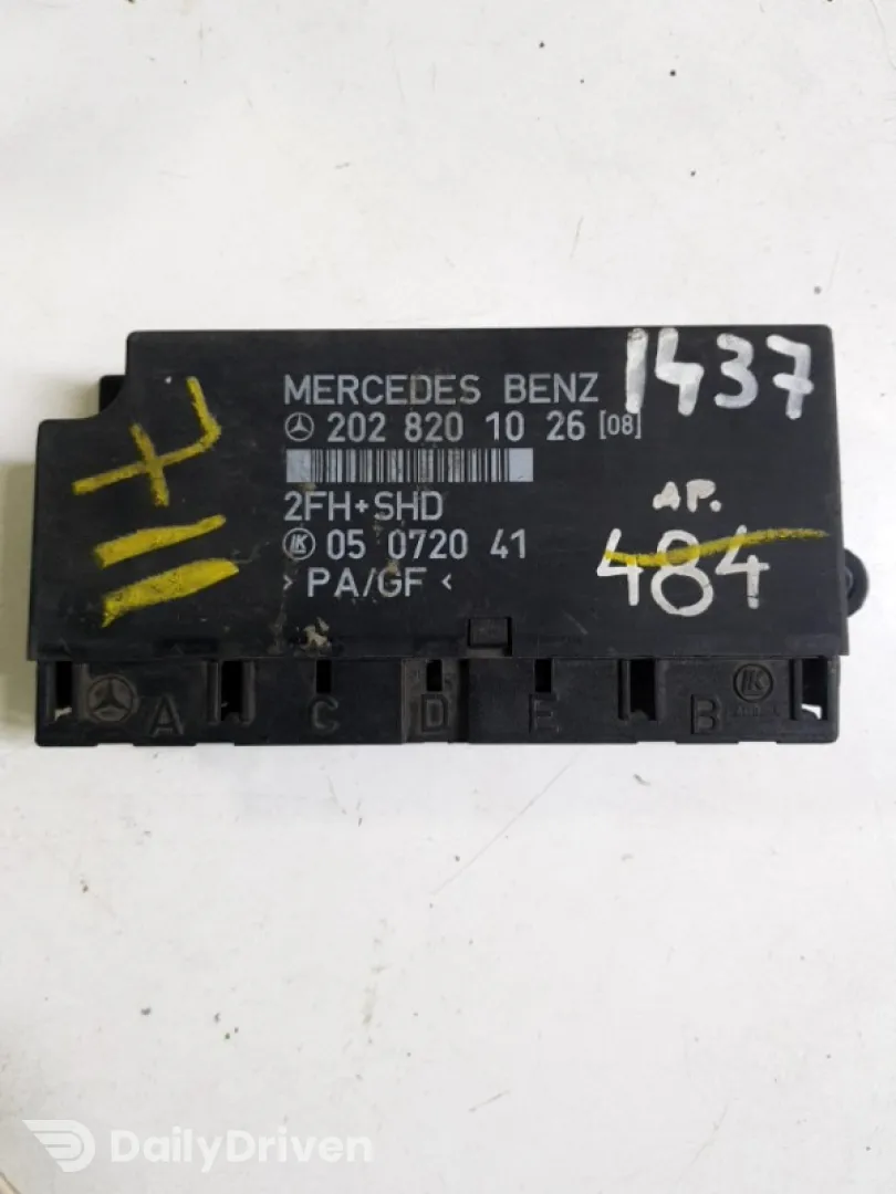 Modul comfort - Mercedes-Benz C-Class W202 [1993 - 1997] Sedan C 180 MT (122 hp)
