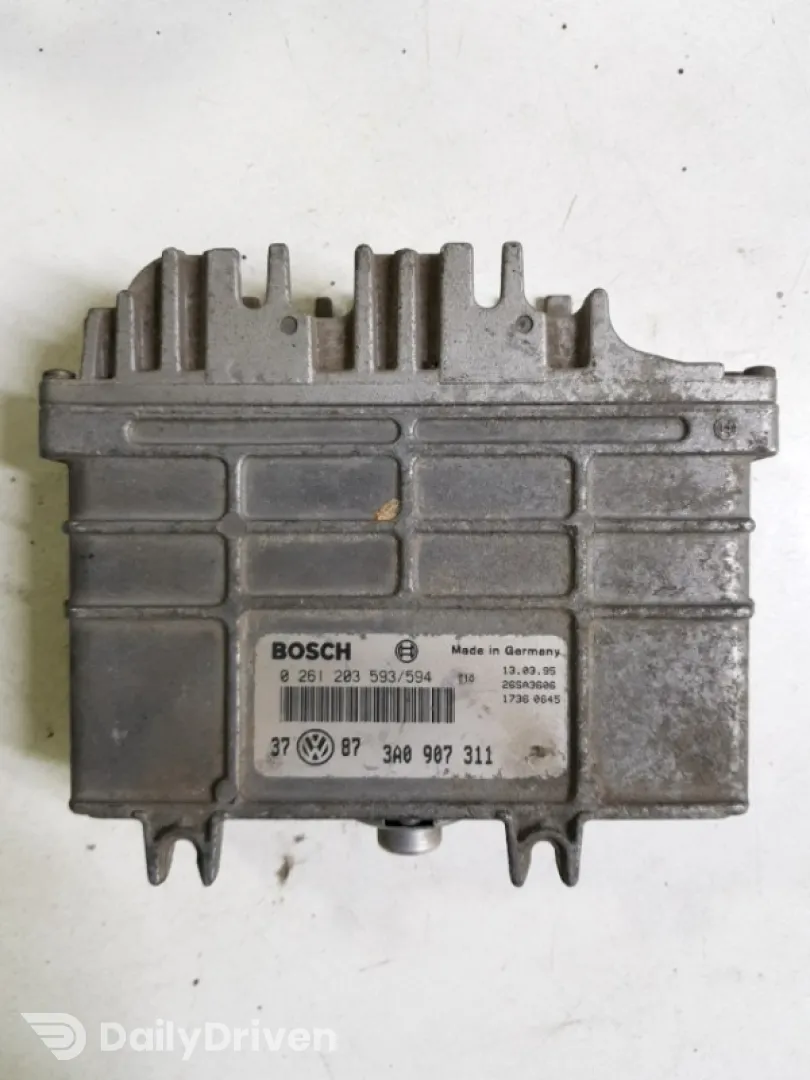 Calculator ECU - Volkswagen Golf 3 generation [1991 - 1998] Hatchback 3-doors 1.4 4MT (60 hp)