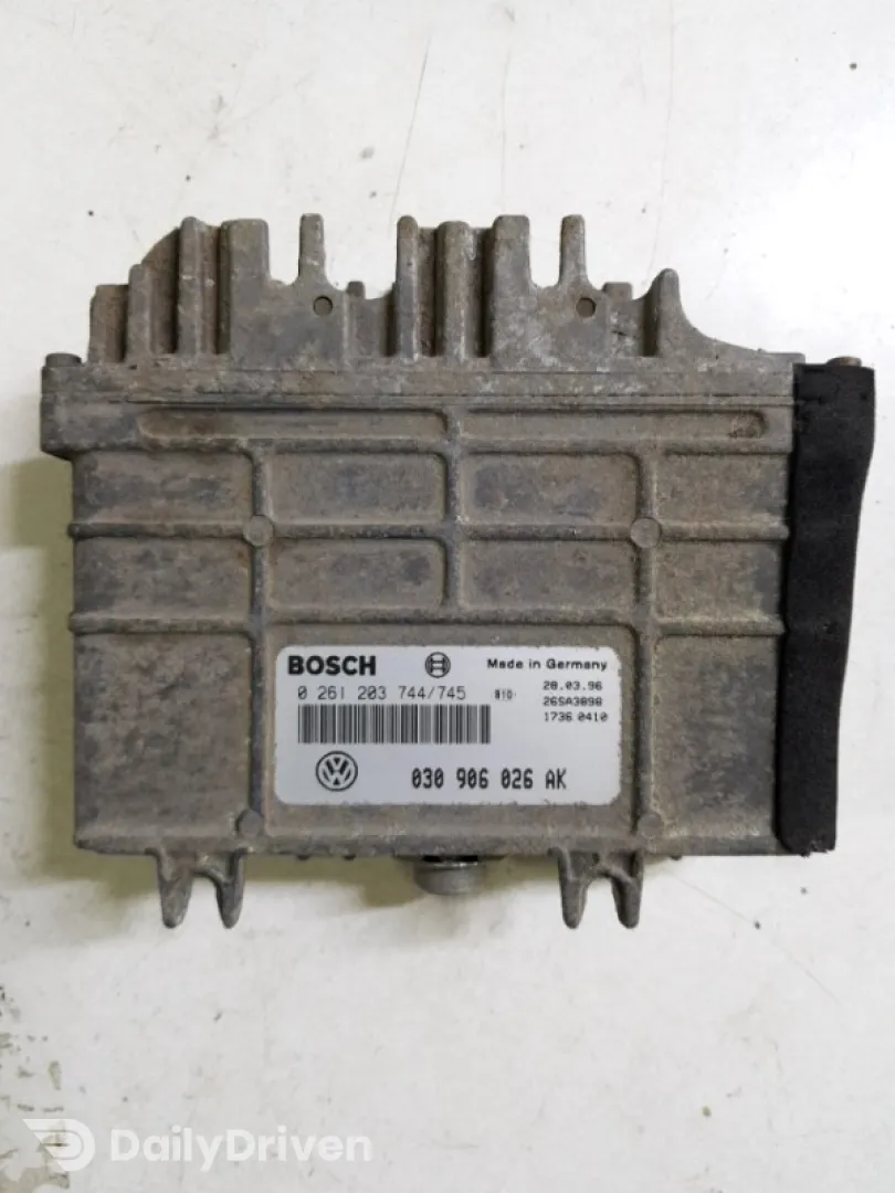 Calculator ECU - Volkswagen Polo 3 generation [1994 - 2001] Hatchback 5-doors 1.0 MT (50 hp)