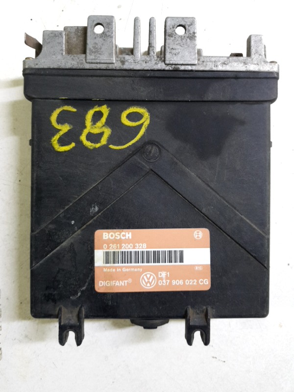 Calculator ECU - Volkswagen Passat B4 [1993 - 1997] Sedan 2.0 MT (115 hp)