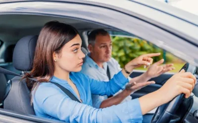 Cum să alegi cea mai sigură mașină pentru un șofer începător