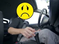 Bilen går ikke inn i girene eller skifter tregt? Årsaker og løsninger