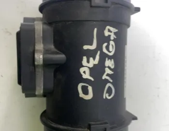 Debitmetru aer - Opel Omega B [1994 - 1999] Sedan 2.0 MT (115 hp)