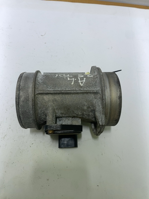 Debitmetru aer - Audi A4 B6 [2000 - 2005] Avant wagon 5-doors 2.5 TDI MT (163 hp)