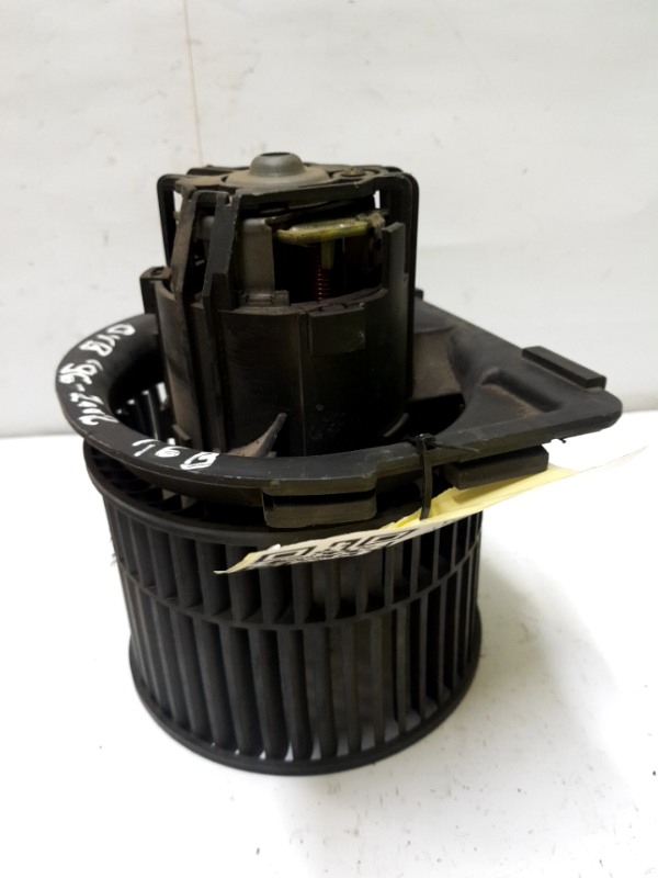 Ventilator habitaclu - Opel Vectra B [1995 - 1999] Hatchback 1.6 MT (101 hp)