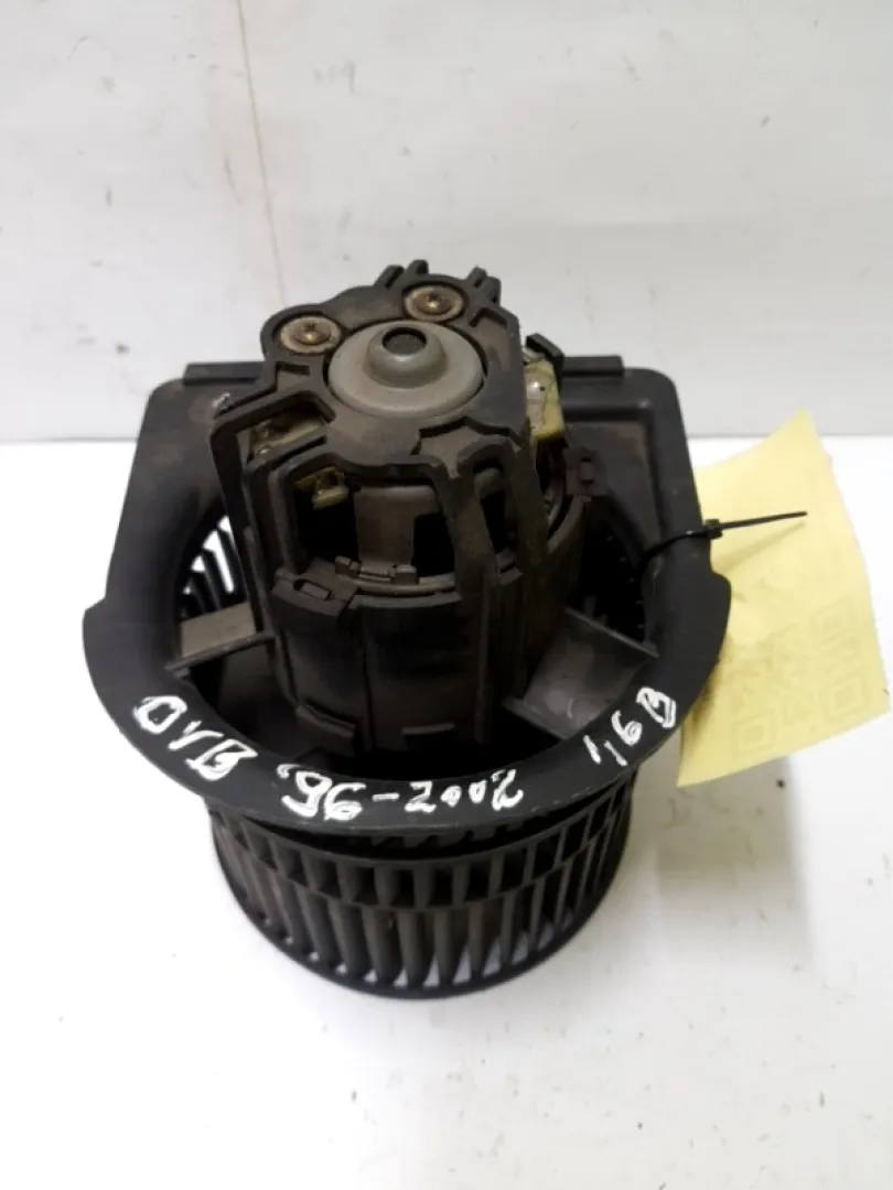 Ventilator habitaclu - Opel Vectra B [1995 - 1999] Hatchback 1.6 MT (101 hp)