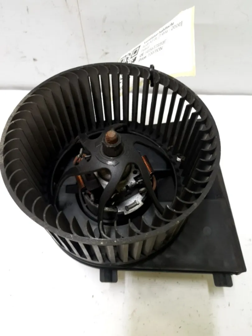 Ventilator habitaclu - Audi A3 8L [1996 - 2000] Hatchback 3-doors 1.6 MT (101 hp)