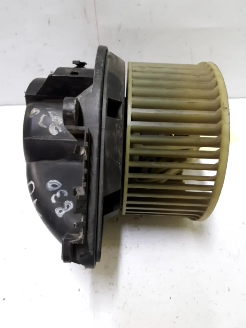 Ventilator habitaclu - Renault Megane 1 generation [1995 - 1999] Hatchback 1.6 MT (90 hp)