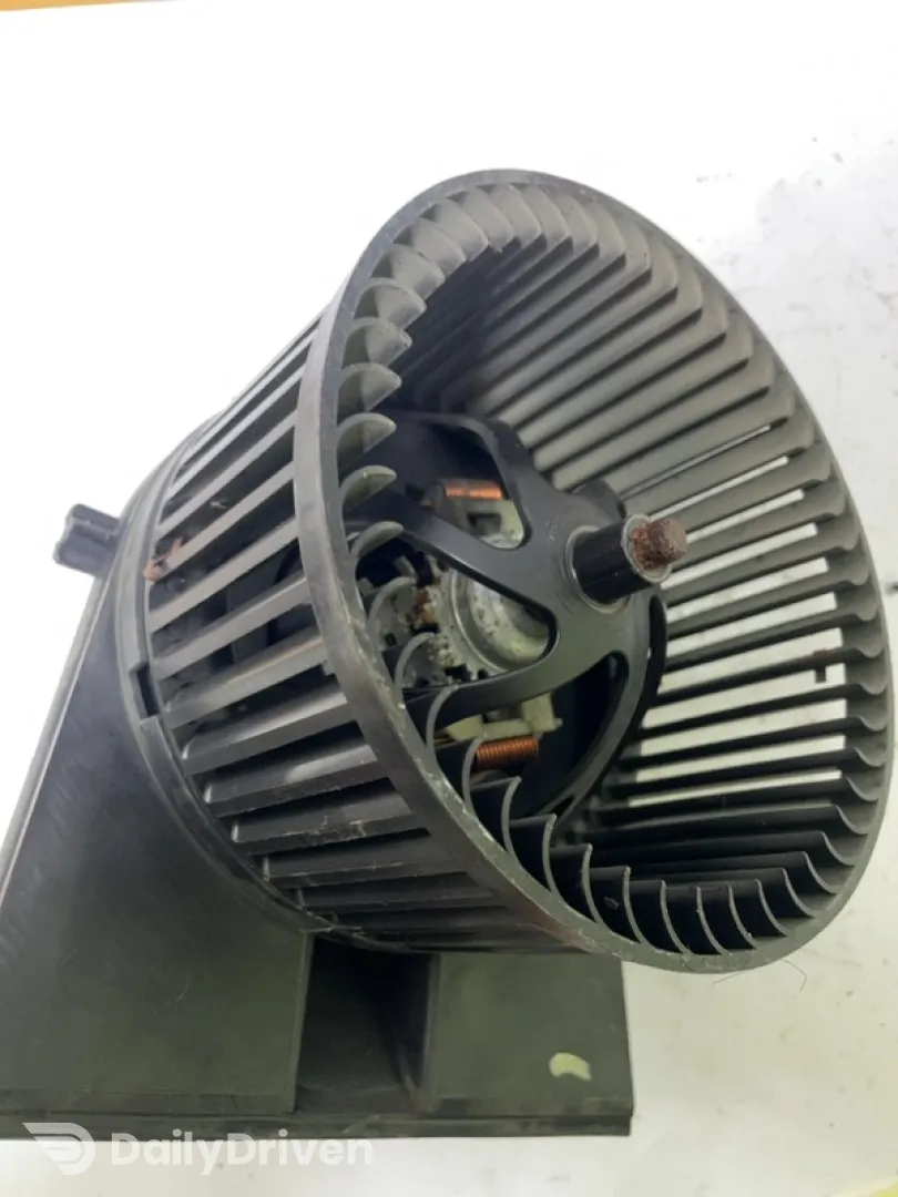 Ventilator habitaclu - Volkswagen Bora 1 generation [1998 - 2005] Sedan 1.9 TDI MT (100 hp)