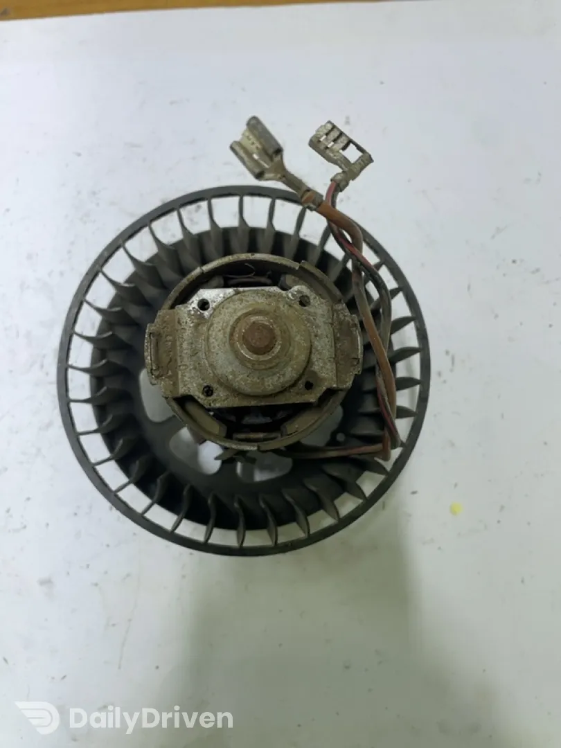 Ventilator habitaclu - Opel Corsa B [1993 - 2000] Hatchback 3-doors 1.2i MT (45 hp)