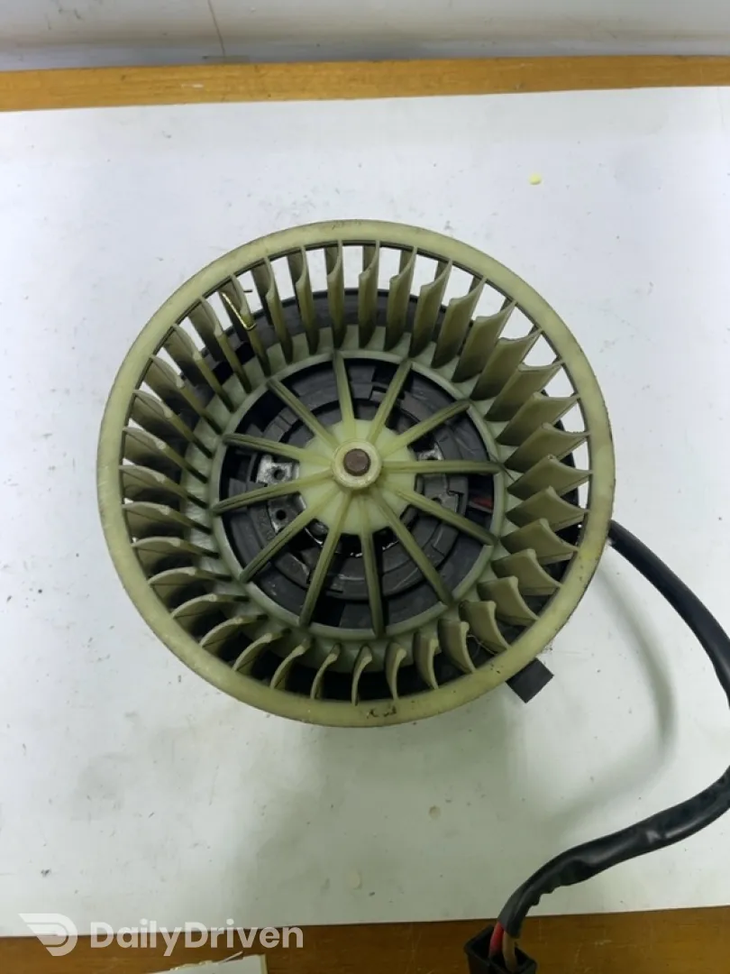 Ventilator habitaclu - Audi A4 B5 [1994 - 1999] Sedan 1.6 MT (101 hp)