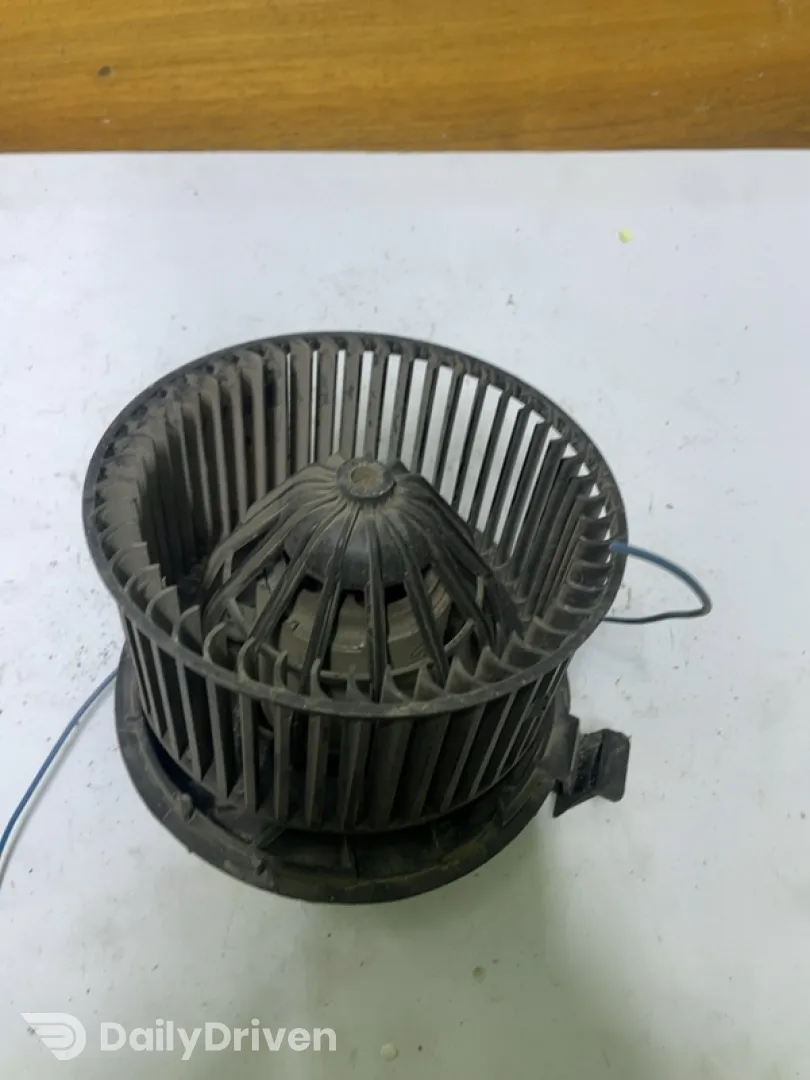 Ventilator habitaclu - Dacia Logan 1 generation [2004 - 2008] Sedan 1.4 MT (75 hp)