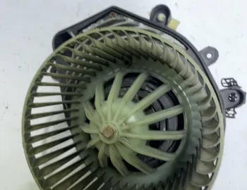 Ventilator habitaclu - Audi A4 B5 [restyling] [1997 - 2001] Avant wagon 5-doors 1.9 TDI MT (90 hp)