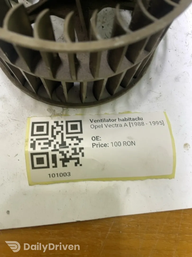 Ventilator habitaclu - Opel Vectra A [1988 - 1995] Hatchback 1.4 MT (75 hp)