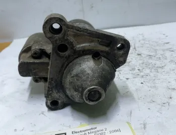 Electromotor - Renault Megane 2 generation [2002 - 2006] Hatchback 5-doors 1.9 dCi MT (120 hp)